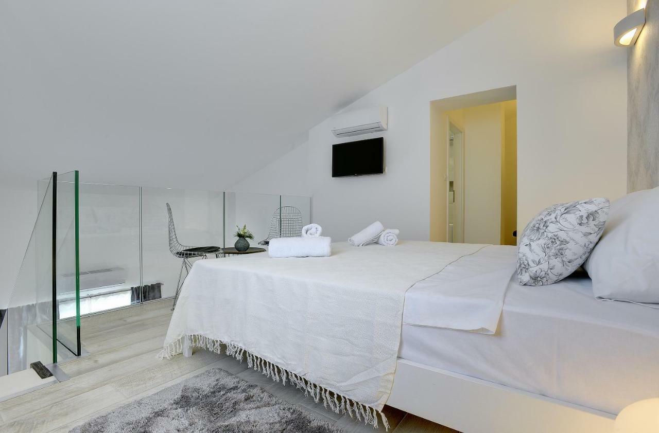 Gallery Appartement Pula